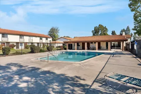 Exterior - 250 Espanas Gln, Escondido, CA 92026 photo 7 of 9