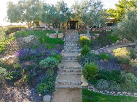 7429 Artesian Rd, San Diego, CA 92127 photo 17