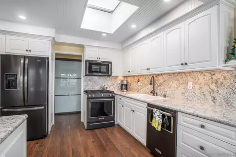 78 Antigua Ct, Coronado, CA 92118 photo 5