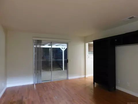Living - 28006 Millar St, Highland, CA 92346 photo 8 of 10
