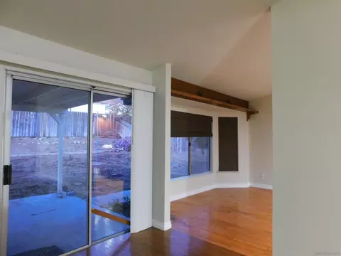Living - 28006 Millar St, Highland, CA 92346 photo 4 of 10
