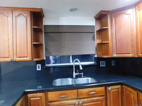 Kitchen - 28006 Millar St, Highland, CA 92346 photo 3 of 5