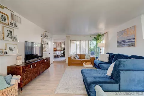 Living - 2109 Pepper Tree Pl, Escondido, CA 92026 photo 2 of 3