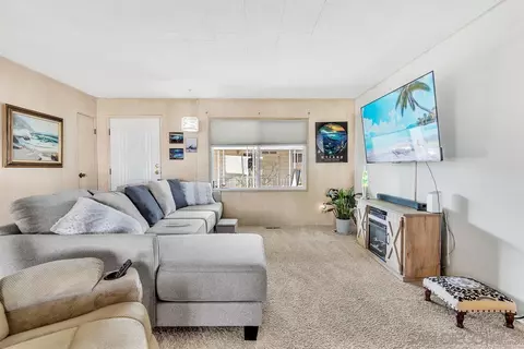 Living - 8301 Mission Gorge Rd #SPC 343, Santee, CA 92071 photo 3 of 5