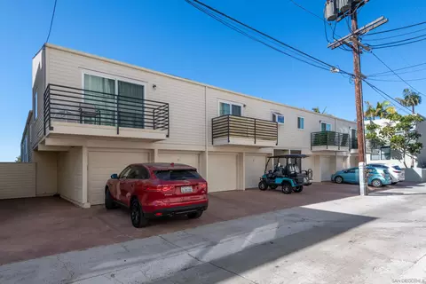 Exterior - 7585 Eads #E, La Jolla, CA 92037 photo 5 of 7