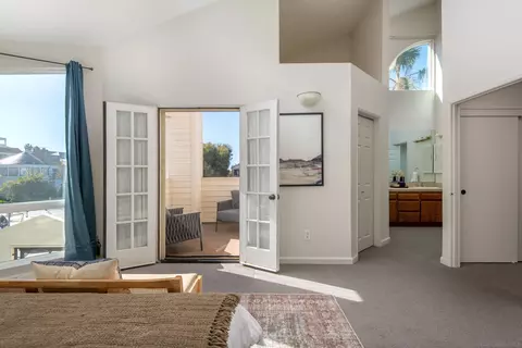Other - 7585 Eads #E, La Jolla, CA 92037 photo 4 of 7