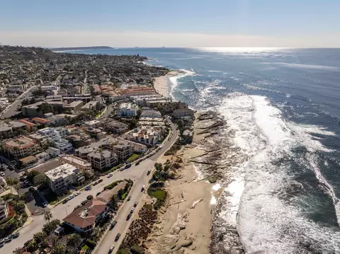 View/Area - 7585 Eads #E, La Jolla, CA 92037 photo 10 of 11