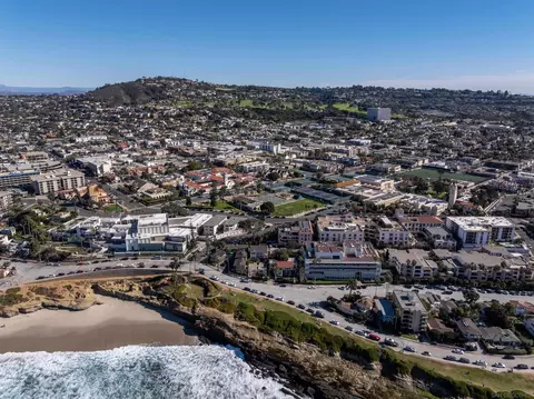 View/Area - 7585 Eads #E, La Jolla, CA 92037 photo 11 of 11