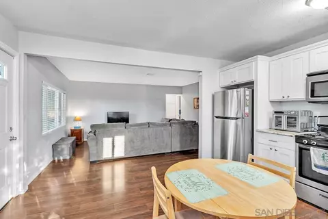 9070 1st St, Santee, CA 92071 photo 4