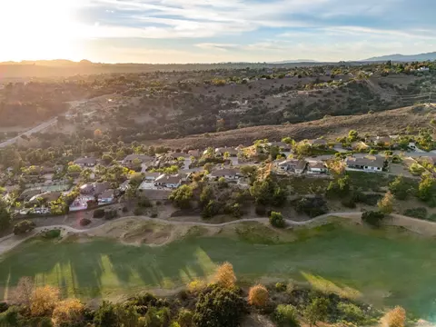 View/Area - 3640 Genista Pl, Fallbrook, CA 92028 photo 4 of 7
