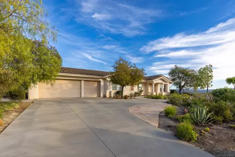 Exterior - 3640 Genista Pl, Fallbrook, CA 92028 photo 3 of 16