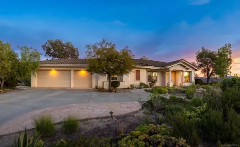 Exterior - 3640 Genista Pl, Fallbrook, CA 92028 photo 12 of 16