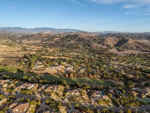 View/Area - 3640 Genista Pl, Fallbrook, CA 92028 photo 3 of 7