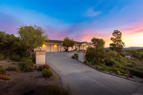 Exterior - 3640 Genista Pl, Fallbrook, CA 92028 photo 10 of 16