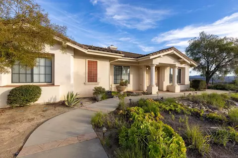 Exterior - 3640 Genista Pl, Fallbrook, CA 92028 photo 5 of 16