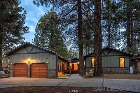 639 Crestwood Dr, Big Bear Lake, CA 92315