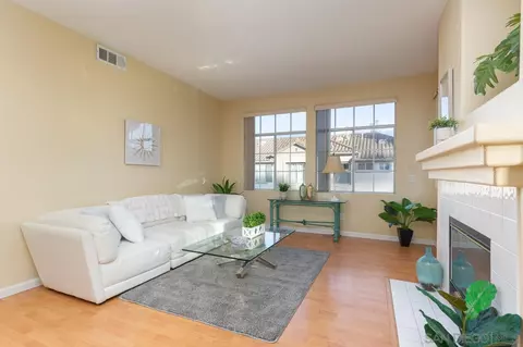 12520 Heatherton Ct #6, San Diego, CA 92128