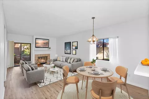 956 Lupine Hills Dr #47, Vista, CA 92081