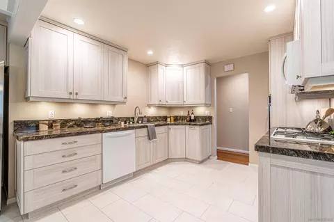 387 E Renette Ave, El Cajon, CA 92020 photo 6