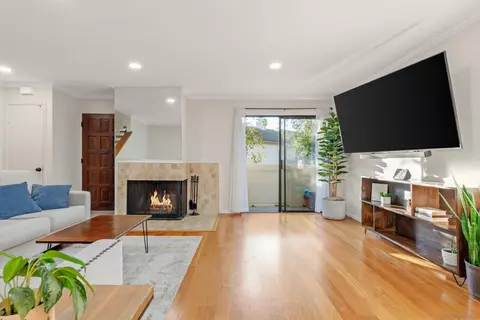 2748 Ariane Dr #141, San Diego, CA 92117