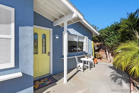 3271 Navigator Cir, Oceanside, CA 92056 photo 2