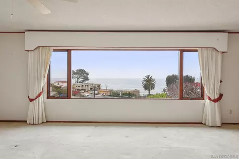 7850 Torrey Ln, La Jolla, CA 92037 photo 18