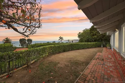 7850 Torrey Ln, La Jolla, CA 92037 photo 8