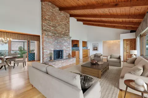 7850 Torrey Ln, La Jolla, CA 92037 photo 12