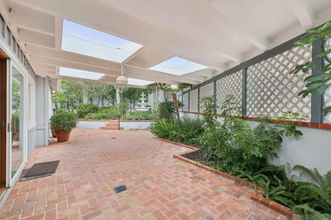 7850 Torrey Ln, La Jolla, CA 92037 photo 9