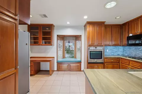 7850 Torrey Ln, La Jolla, CA 92037 photo 14