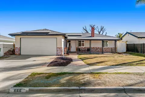 666 Michael St, Oceanside, CA 92057
