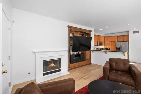Living - 2503 Aurora Ln, Simi Valley, CA 93063 photo 5 of 5