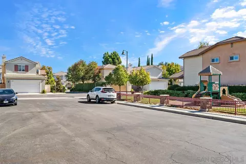 Exterior - 2503 Aurora Ln, Simi Valley, CA 93063 photo 13 of 13