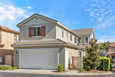 Exterior - 2503 Aurora Ln, Simi Valley, CA 93063 photo 10 of 13