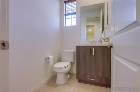 Bath - 4320 Pacifica Way #3, Oceanside, CA 92056 photo 1 of 5