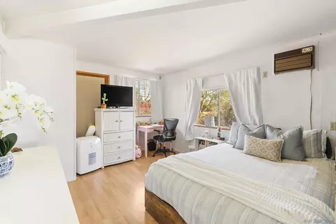 Bedroom - 1752 Via Entrada, Fallbrook, CA 92028 photo 4 of 5
