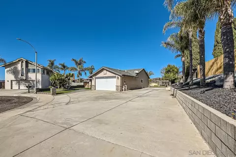 Exterior - 9753 Kenesaw Ct, Santee, CA 92071 photo 7 of 8