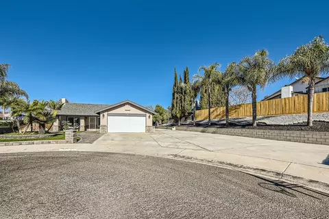 9753 Kenesaw Ct, Santee, CA 92071