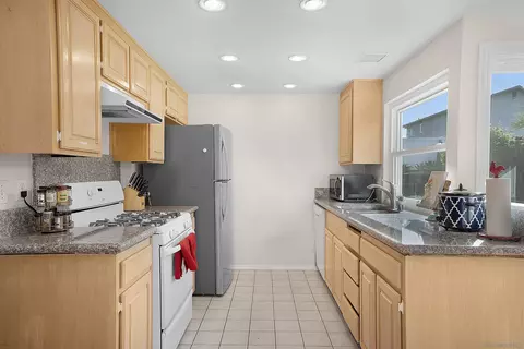 10813 El Nopal, Santee, CA 92071 photo 17
