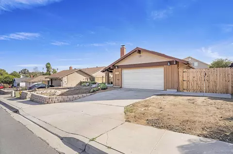 10813 El Nopal, Santee, CA 92071 photo 3