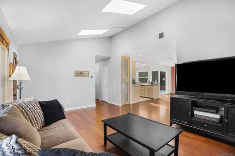 10813 El Nopal, Santee, CA 92071 photo 9