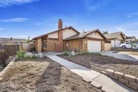 10813 El Nopal, Santee, CA 92071 photo 2