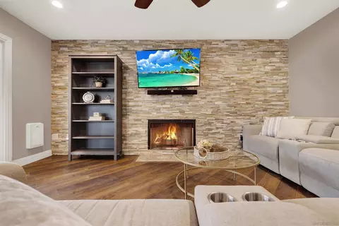 Living - 15530 Garden Rd, Poway, CA 92064 photo 6 of 7