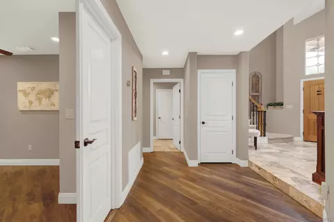 Entry Way - 15530 Garden Rd, Poway, CA 92064 photo 2 of 10