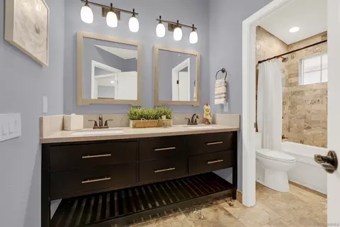 Bath - 15530 Garden Rd, Poway, CA 92064 photo 9 of 11