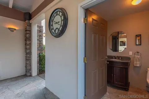 Entry Way - 14401 Sandhill Rd, Poway, CA 92064 photo 2 of 2