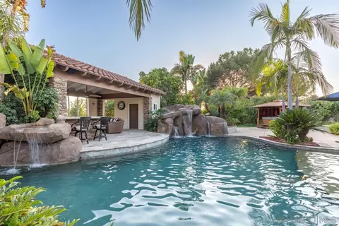 Exterior - 14401 Sandhill Rd, Poway, CA 92064 photo 13 of 25