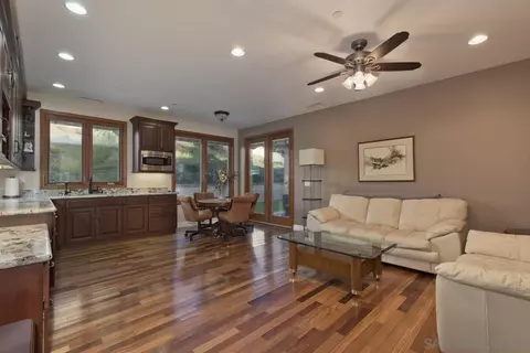 Living - 14401 Sandhill Rd, Poway, CA 92064 photo 5 of 5