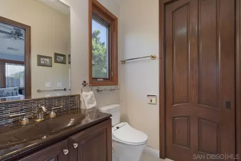 Bath - 14401 Sandhill Rd, Poway, CA 92064 photo 7 of 7