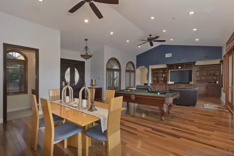 Dining - 14401 Sandhill Rd, Poway, CA 92064 photo 2 of 5